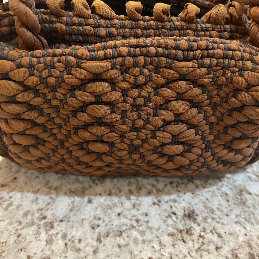 Handwoven Brown Boho Top-Handle Bag – Braided Strap Knit Purse with Zip Closure - Picture 11 of 11